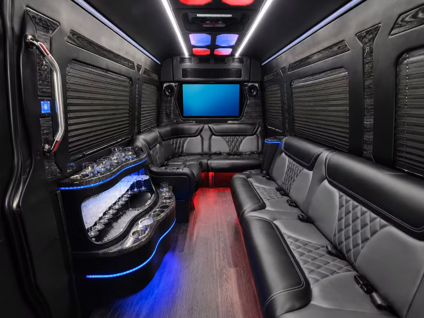 apple valley employee shuttle services for daily commutes and recurring routes