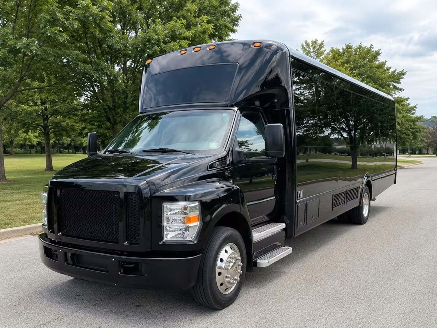party buses and limos for apple valley high school prom night