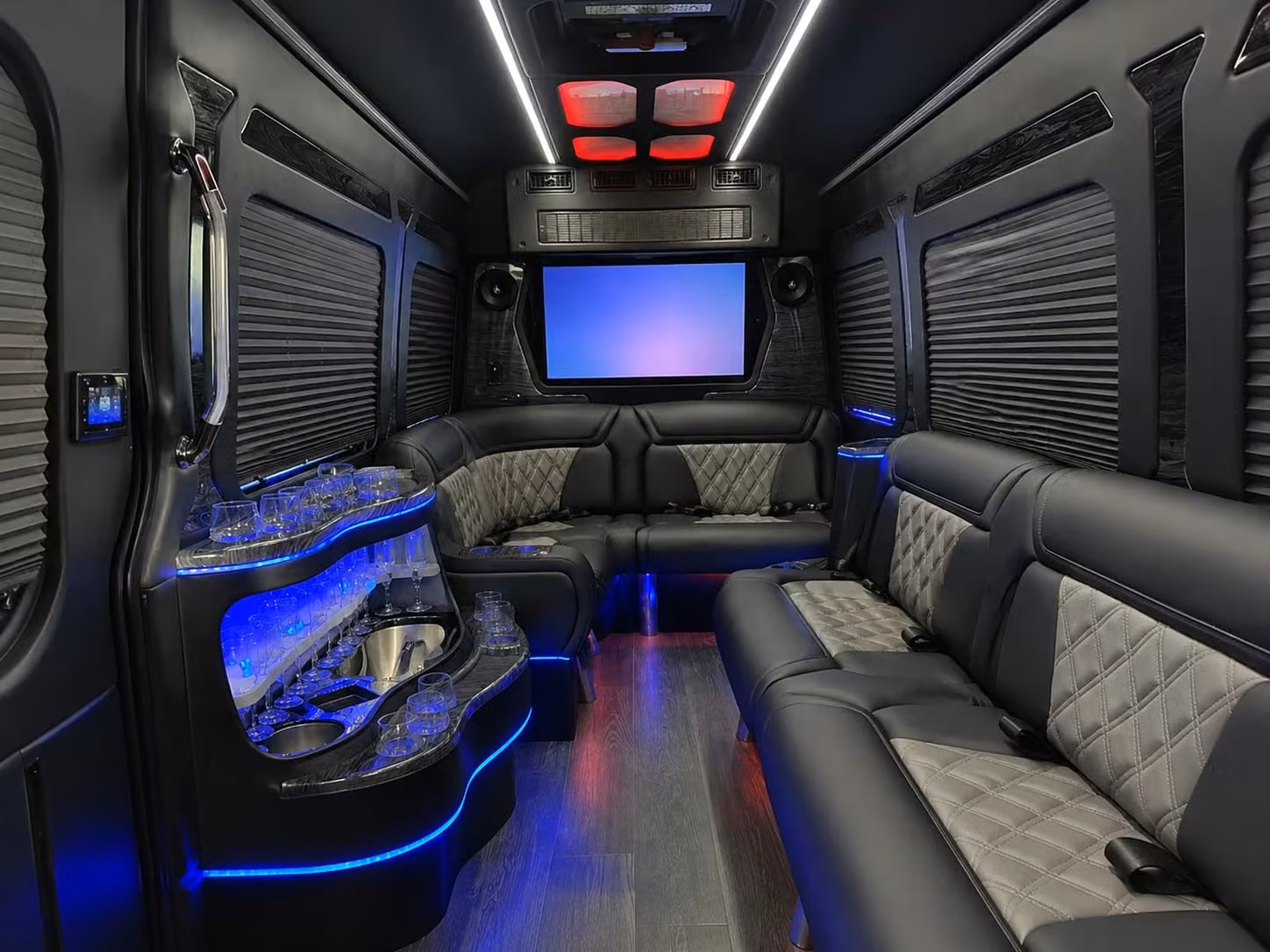 school field trip and sports team transportation in apple valley is simple with charterbusrentalapplevalleyca com