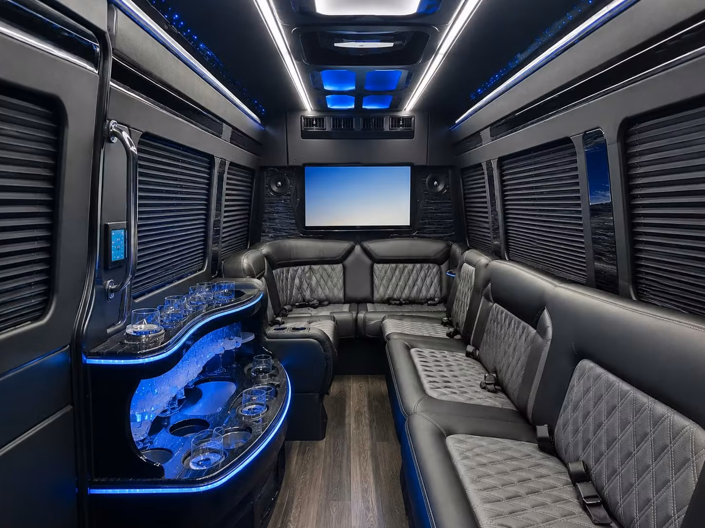 with charterbusrentalapplevalleyca com you can arrange sports team transportation for away games and tournaments